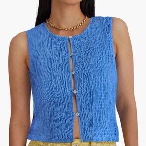 Paloma Wool  livi top smocked shirred button front crop tank in blue size S